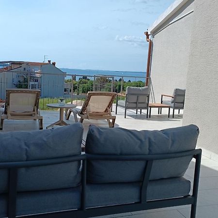 Caramel Comforts With Sea View In Stinjan Only 300 Meters From The Beach Pula Luaran gambar