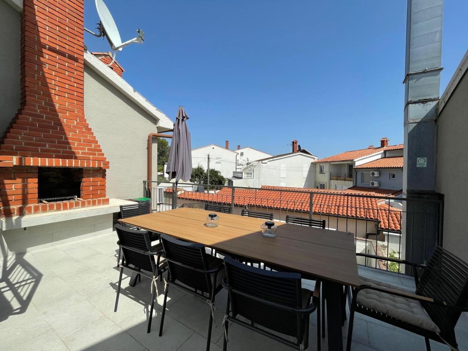 Caramel Comforts With Sea View In Stinjan Only 300 Meters From The Beach Pula Luaran gambar