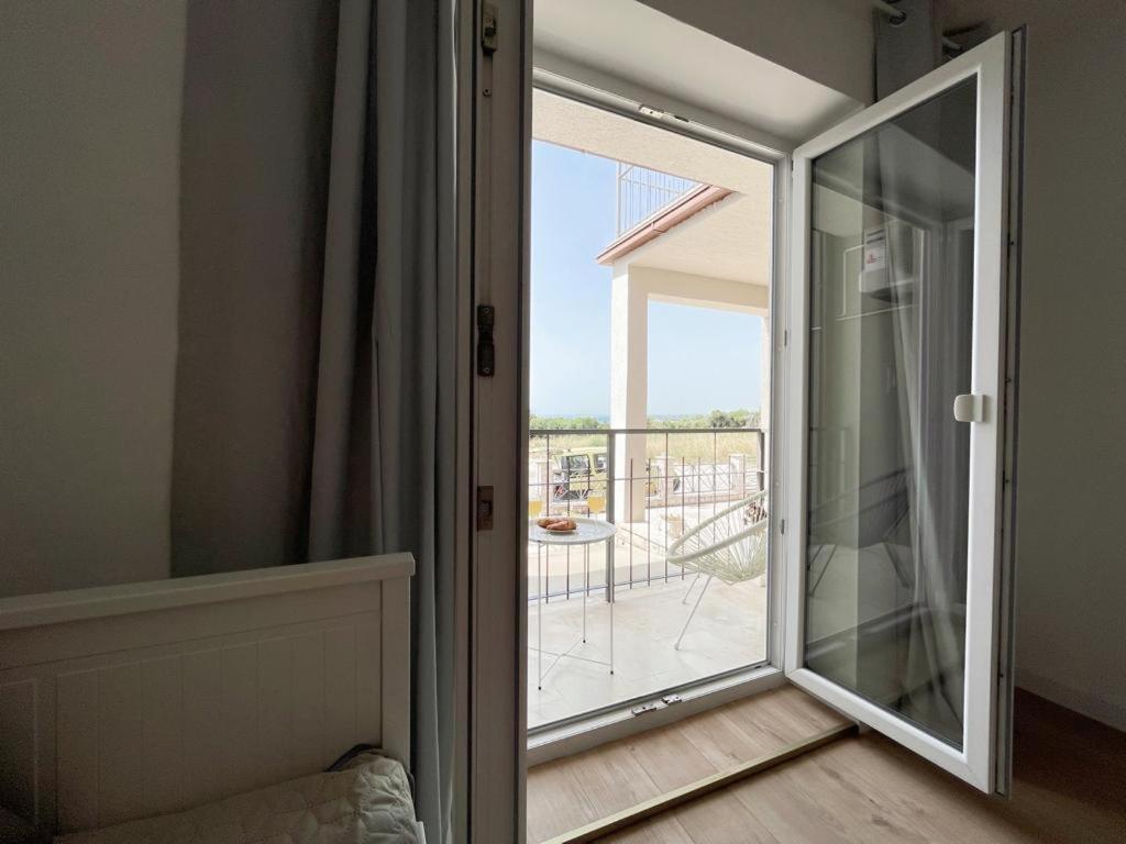 Caramel Comforts With Sea View In Stinjan Only 300 Meters From The Beach Pula Luaran gambar