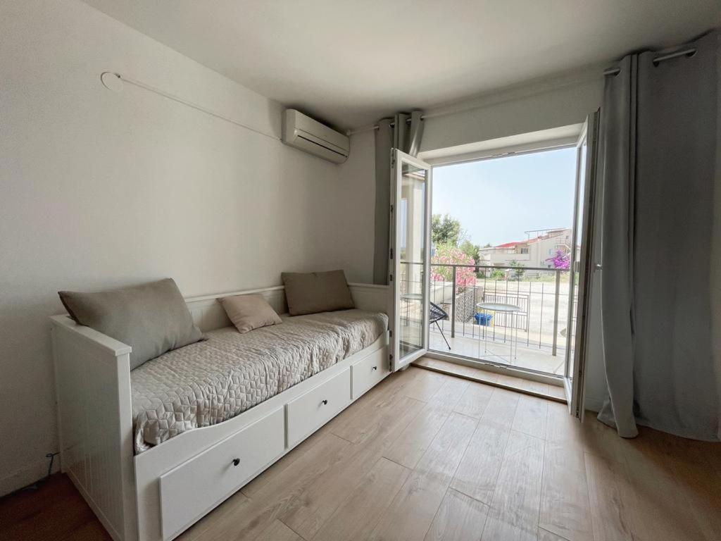 Caramel Comforts With Sea View In Stinjan Only 300 Meters From The Beach Pula Luaran gambar
